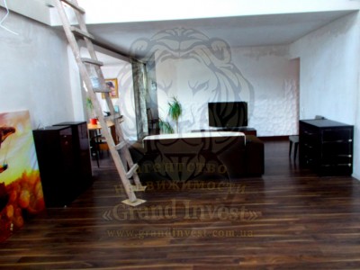 5-комнатная квартира  на ХБК Смоленский