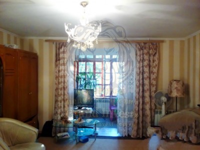 Трёхкомнатная квартира с автономным отоплением.