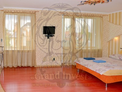 Большая 1-но комнатная квартира в Центре