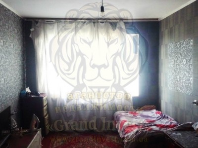 Трёхкомнатная квартира в районе института усовершенствования.