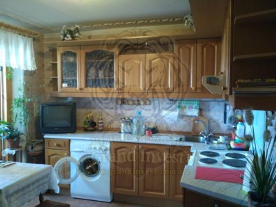 3-х комнатная квартира на Таврическом рн Каштана