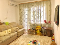 Двухкомнатная квартира в районе Института усовершенствования.