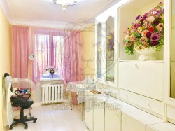 3-х комнатная квартира  2 минуты до Ушакова