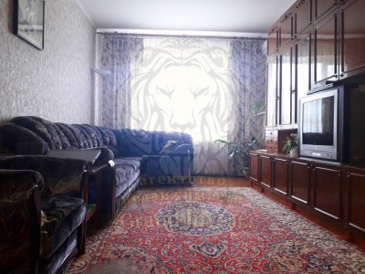 3-х комнатная квартира на 1-м Таврическом