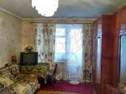 Однокомнатная квартира  в районе центра занятости.