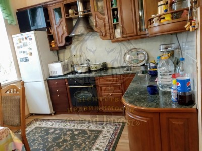 3-х комнатная квартира в центре с АО