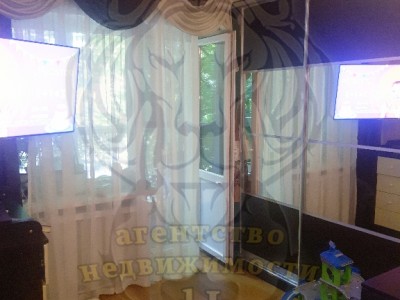 1-но комнатная на Ушакова (Лампочка)