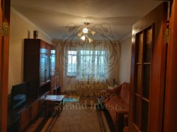 Продам 3-х комнатную квартиру на таврическом