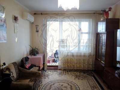 Однокомнатная квартира на Таврическом.