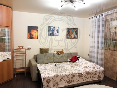 Двухкомнатная квартира, Таврический