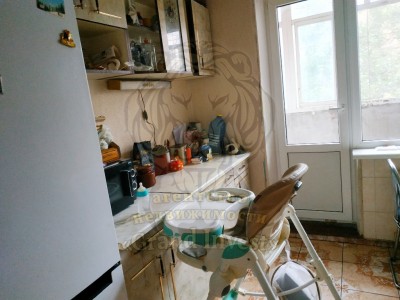 Продам 3-х комнатную квартиру на 4 Таврическом