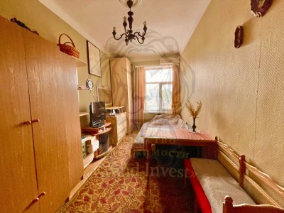 2-х ком. Сталинка 2/4 Центр