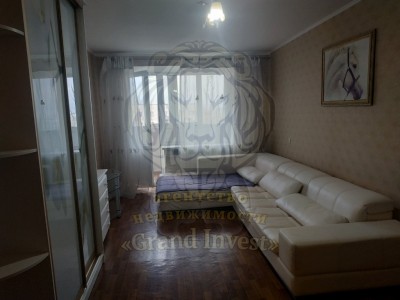 1-комнатная квартира с ремонтом, мебелью и техникой