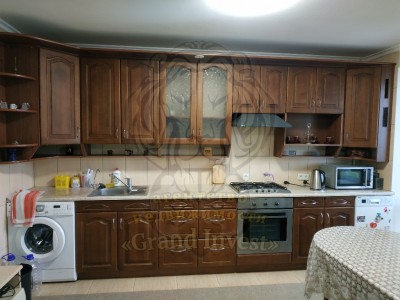 Продам 3-х комнатную квартиру на Таврическом