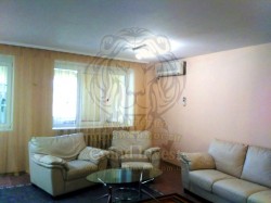 3-х комнатная квартира с отличным ремонтом и мебелью в кирпичной высотке на Трех Штыках