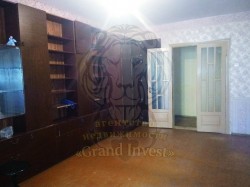 4-комнатная квартира на 4-ом Таврическом