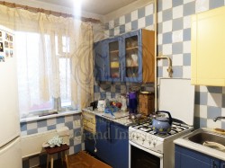 3-х комнатная квартира пр. 200 лет (Клеопатра)